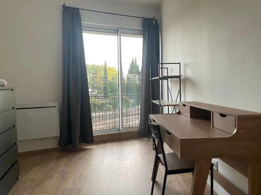Appartement Confort Equipe Au Coeur De Beziers Exterior photo